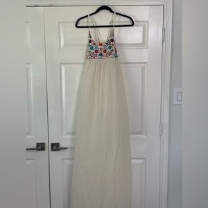 Ladies Spaghetti straps Embroidered dress